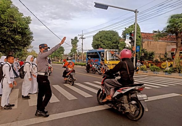 Gambar 2 Penyeberangan